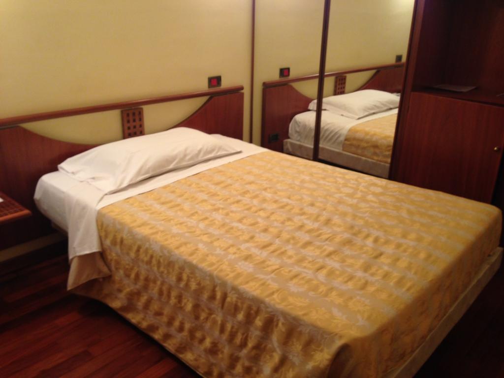 Hotel Sirenella Меле Стая снимка